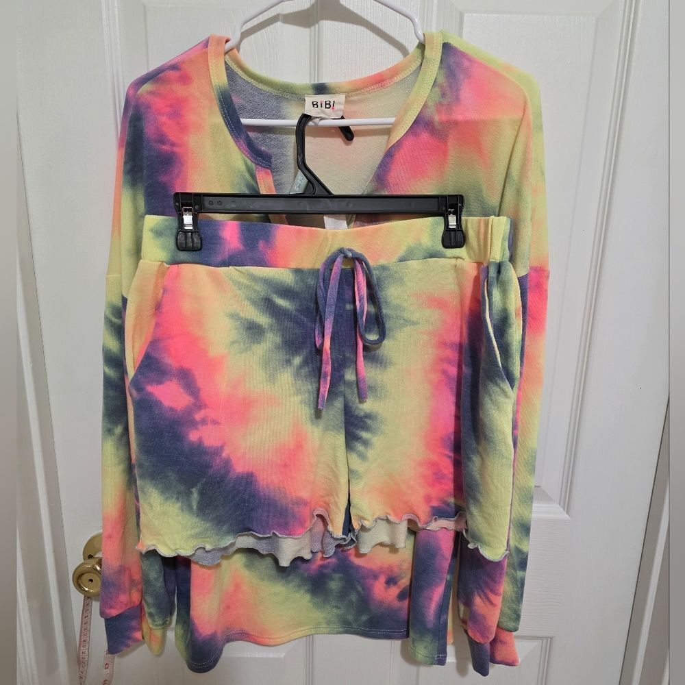 BiBi Tie-Dye Women's Top And Short Set NEW XL